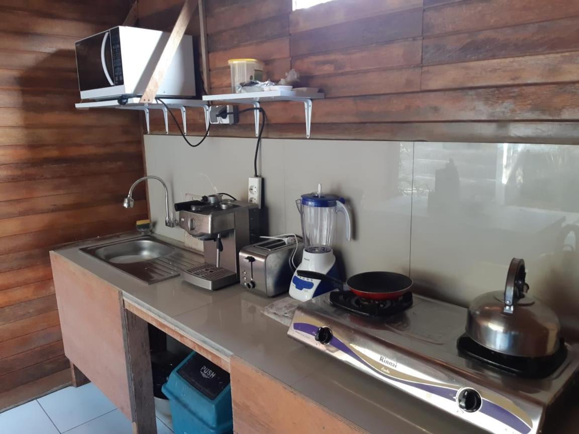 Kakiang Homestay Nusa Lembongan  Exterior photo